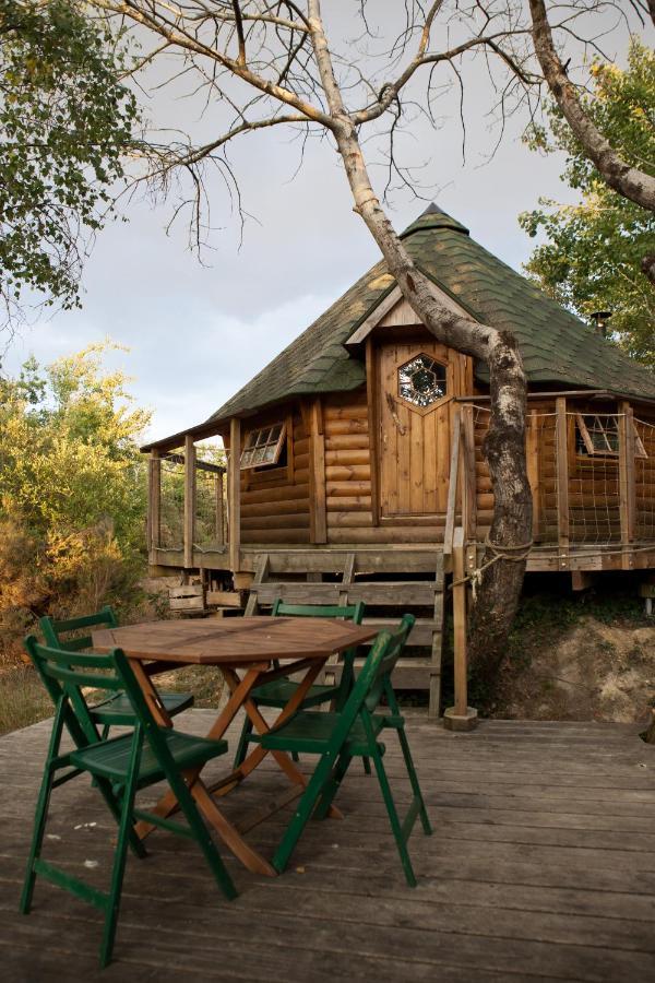 Le Bois Davy Hotel Le Thoureil Bagian luar foto